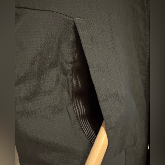 Lululemon Khaki Non Stop Reversible Bomber Jacket Size 4 - Picture 6 of 12